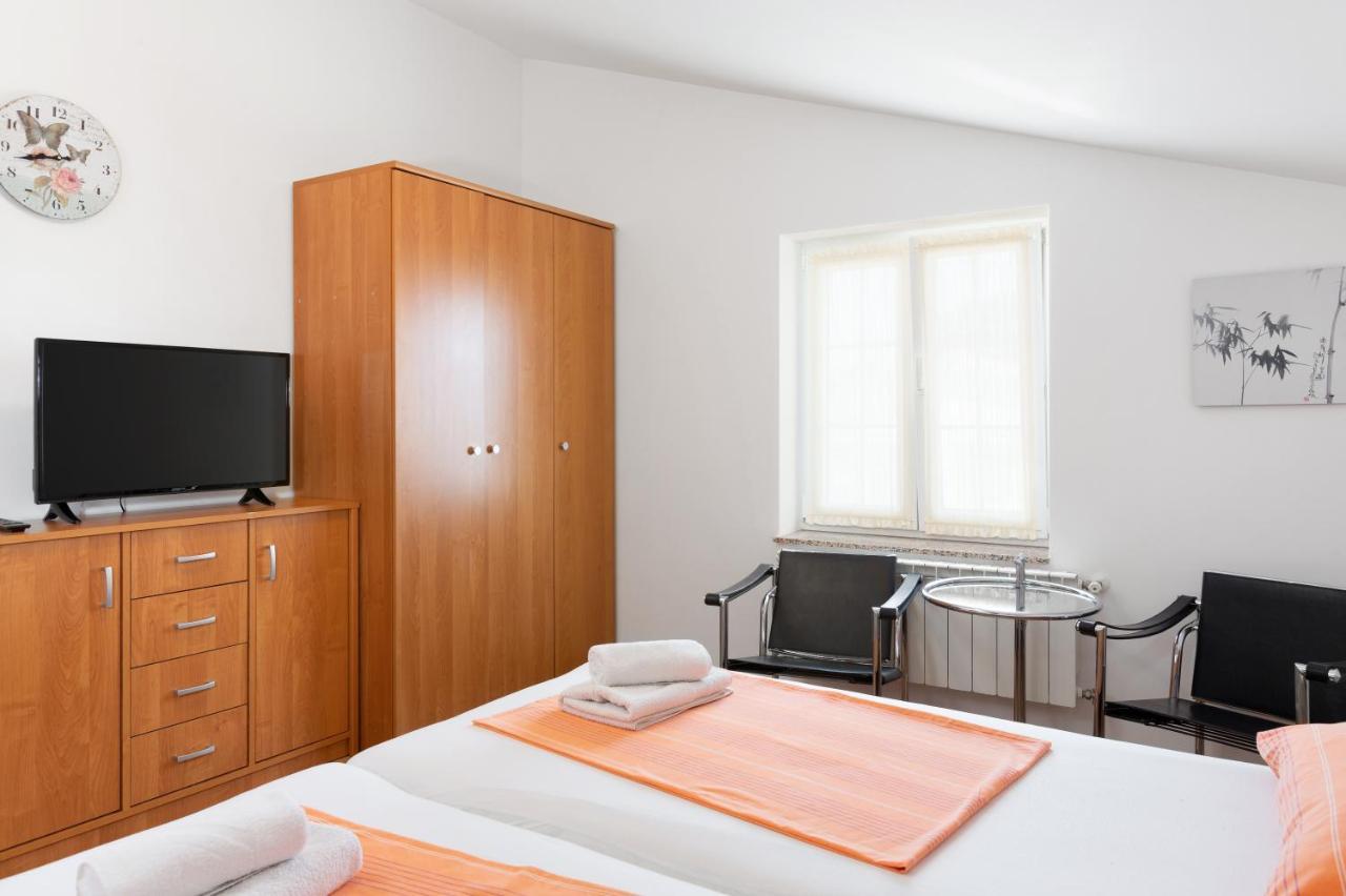 Marco Polo Apartment Medulin Exterior photo